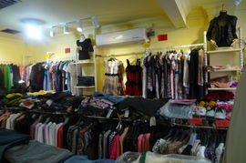 羅定信誠外貿服飾 秋冬新品隆重上市，夏季清倉大減價火熱進行中